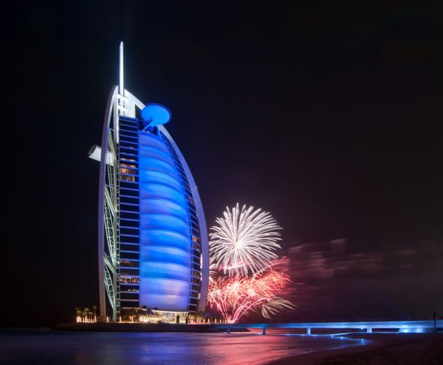 el-hotel-de-lujo-6-estrellas-burj-al-arab-dubai