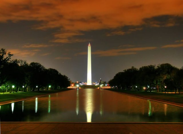 monumento-de-washington-en-la-noche