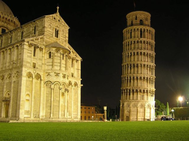 torre-inclinada-de-pisa-italia