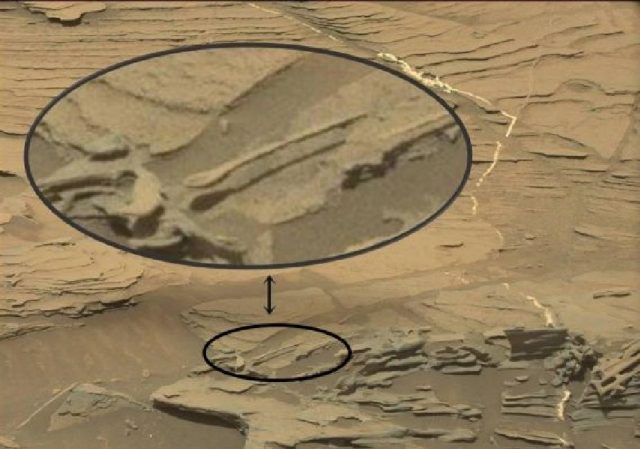 floating-spoon-mars-curiosity-mars-rover-1