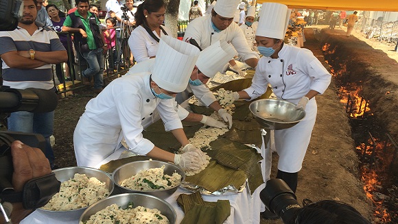 record guinnes tamal gigante de México